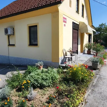 Soba Kolovrat Apartment Straza Exterior photo